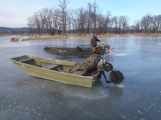 HMB while I use this chainsaw to ice skate | Rebrn.com