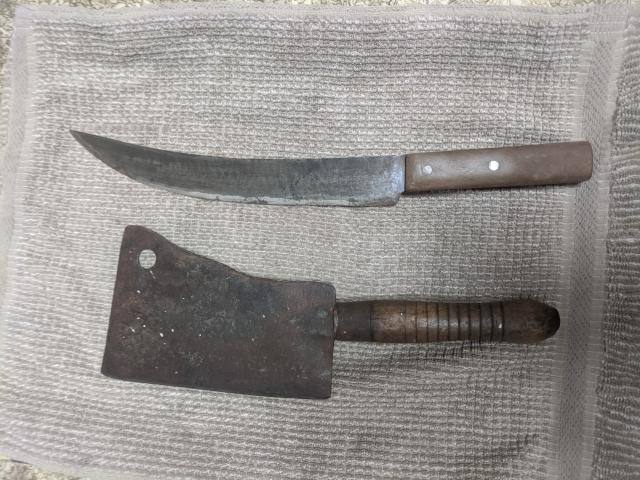 Interesting, large old knife. - Trapperman Forums