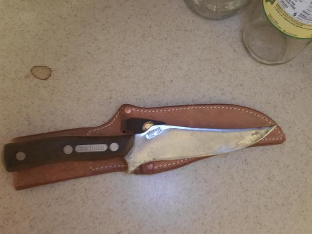 Interesting, large old knife. - Trapperman Forums