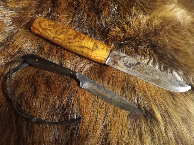 Interesting, large old knife. - Trapperman Forums