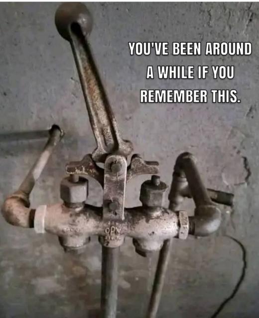 [Linked Image]