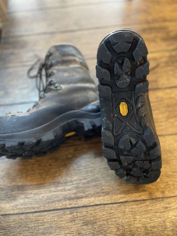 Kenetrek Size 9m Boots -SOLD - Trapperman Forums