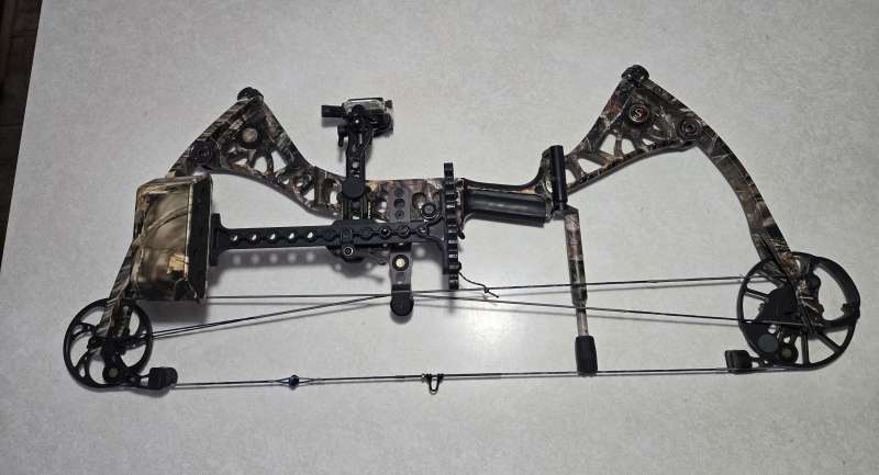 Mathews DXT Bow sold - Trapperman Forums